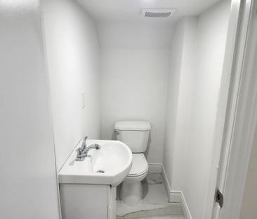 For Lease - 182 ESTHER Crescent, Thorold, Ontario - Photo 4