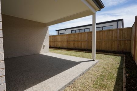 18 Burnie St Armstrong Creek - Photo 4