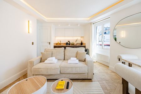 Place Jean-Baptiste Clément - Photo 3