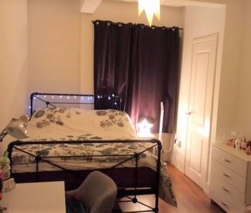 1 Bed Flat, Old Kent Road, SE1 - Photo 5