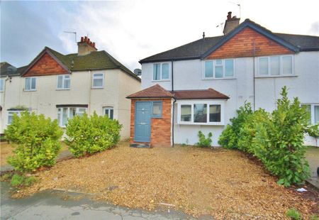 4 bedroom terraced house to rent - Photo 3