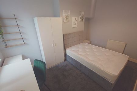 Brae St, Kensington. - Photo 5