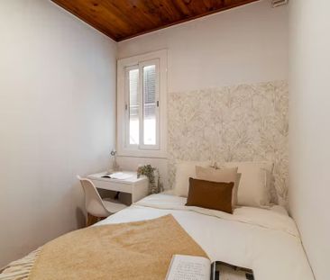 Carrer d'Aragó, Barcelona, Catalonia 08015 - Photo 5