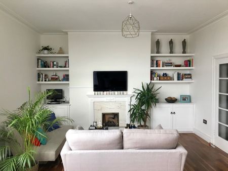 2 Bed Flat, Leigham Hall, SW16 - Photo 3