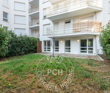 Boulevard Saint Denis, - Photo 6