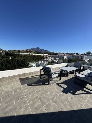 Alquiler de ático en Divina Pastora - Photo 1