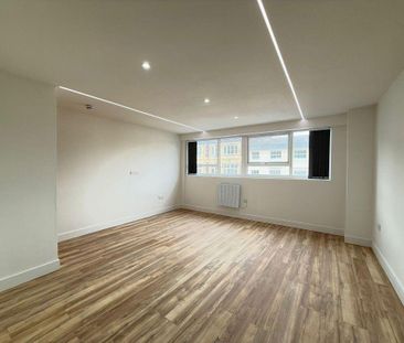 2 bedroom maisonette to rent - Photo 3