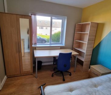 6 bedroom terraced house to rent - Photo 3