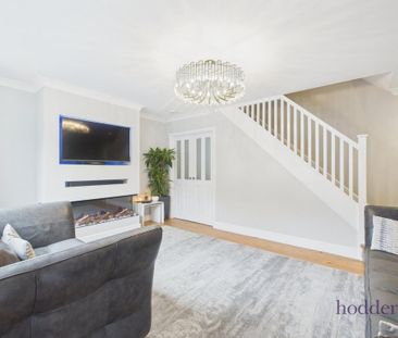 4 bedroom semi-detached house to rent - Photo 5