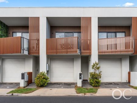 Open the Door to Effortless Style with an Entertainer's Balcony - Photo 2