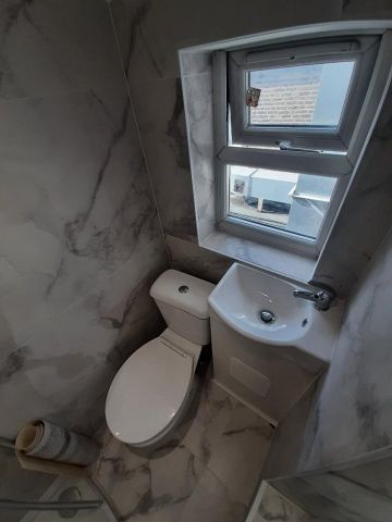 Studio Flat, A London Rd, SW16 - Photo 5