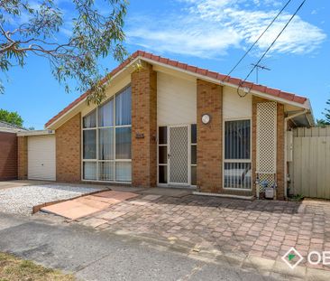 Neat, Comfortable & Perfectly Located! - Photo 3