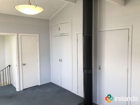Spacious Family Living in Prime Ilam Location - Photo 5