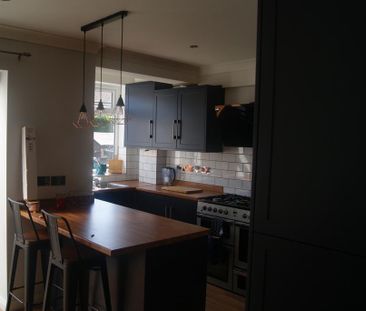 3 bedroom semi-detached house to rent - Photo 3