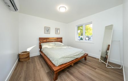 For Lease - 220 Ardross Street Unit# 2, North Middlesex, Ontario - Photo 5