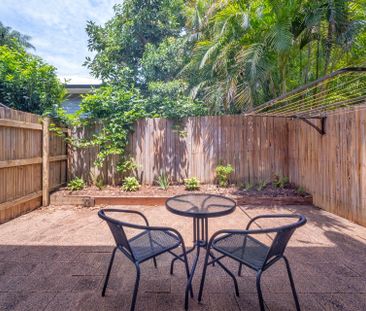 Partly Furnished Townhouse in the Heart of Buderim! - Photo 6