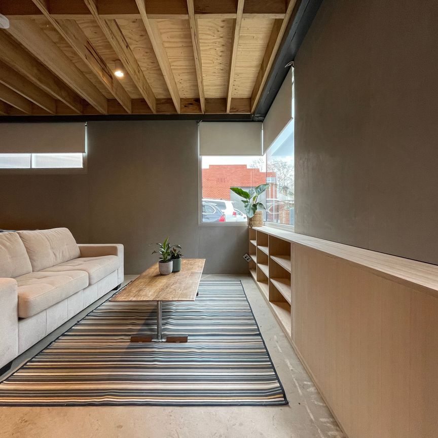 North Melbourne - Photo 1