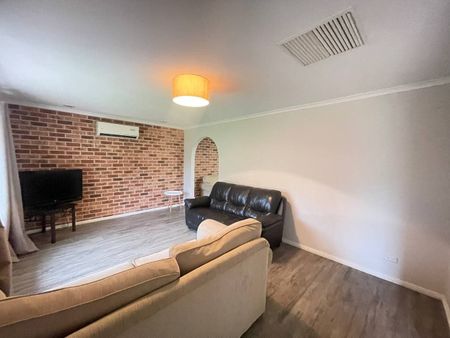 Ray White Real Estate Parkes - Photo 2