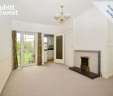3 bedroom detached bungalow to rent - Photo 3