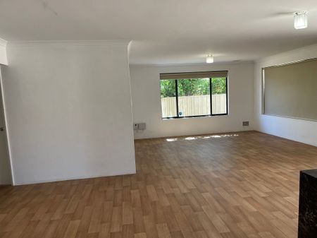 Modern 3 Bedroom Home In Wonthella - Photo 4