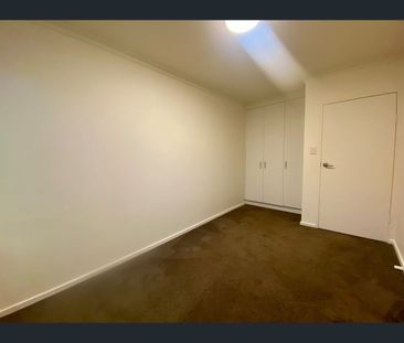 5/76 Railway Road, Carnegie, Vic 3163 - Photo 3