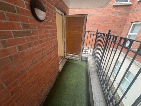 17 Ashley Courtyard, Belfast BT9 7JS - Photo 2