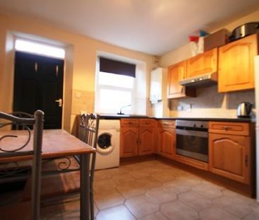 4 Bed - Outstanding 4 Bed Property, Crookes - Photo 4