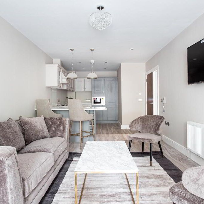 Lesley Park Royal, 1 Rosepark Gardens, Belfast, BT5 7LW - Photo 1