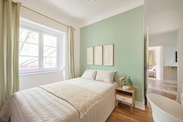 Avenida de Roma, Lisbon, Lisbon 1000-195 - Photo 1