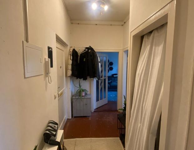 Sunny Artist Apartment in a Great Location in Prenzlauer Berg! / - Photo 1