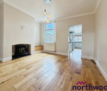 2 bedroom terraced house to rent - Photo 2