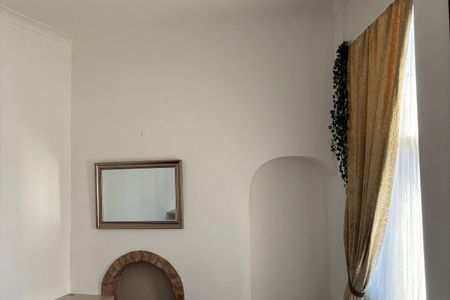 High Street - Photo 3