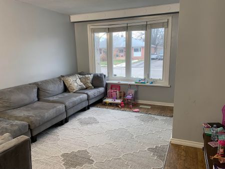 For Lease - 145 Tulloch Drive, Ajax, Ontario - Photo 4