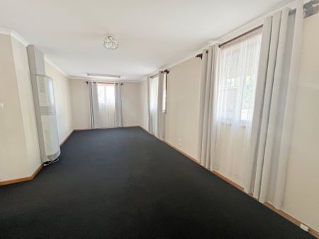 14 Pescott Street, Newtown - Photo 5