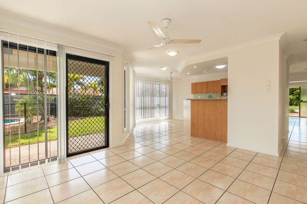 11 Rialto Close, Kirwan - Photo 1