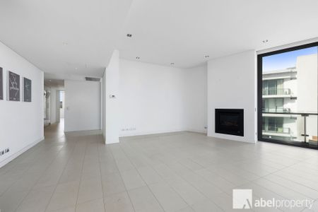 Fantastic Views Right On Fremantle Harbour! - Photo 2