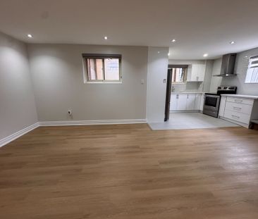 For Lease - 2838 Kingsberry Crescent Unit# Lower, Mississauga, Ontario - Photo 6