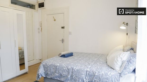 Cute studio apartment for rent in Rathgar, Dublin - Photo 1