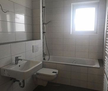 Modernisierte 3-Zimmer-Wohnung mit Balkon - Foto 1