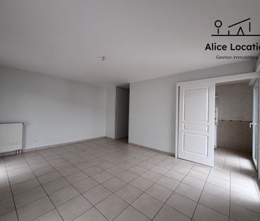 Location Appartement 4 pièces 149m² THONON LES BAINS 74200 - Photo 3