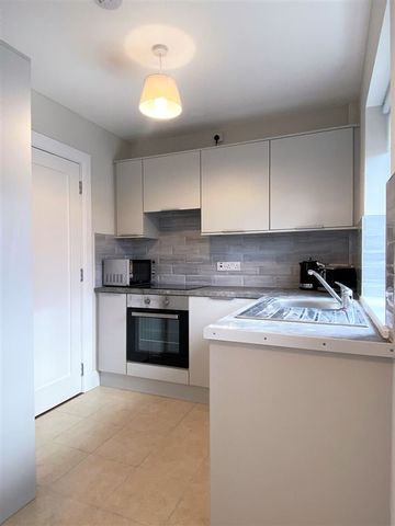 8a Monksfield, Salthill, Galway - Photo 4