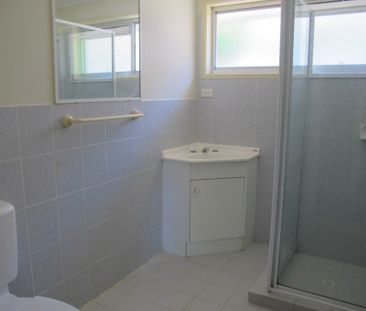2 BEDROOM TOWNHOUSE IN CENTRAL NERANG!!! - Photo 6