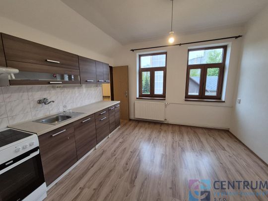 Pronájem bytu 2+1 66 m² - Photo 1
