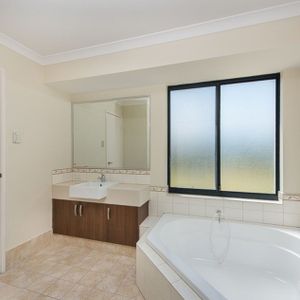 Lease Pending - Photo 2