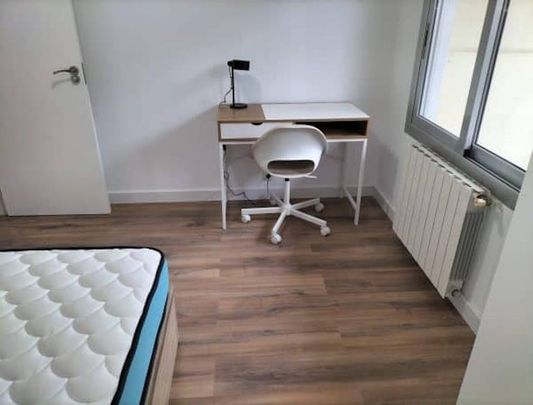 Plaça dHondures, Valencia, Valencian Community 46022 - Photo 1