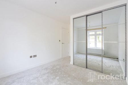 4 bedroom detached house to rent - Photo 5