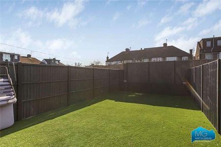 Accommodation Road, Barnet, Hertfordshire, EN4 - Photo 2