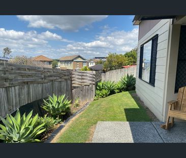 40 Lisa Crescent, Coomera, Qld 4209 - Photo 2