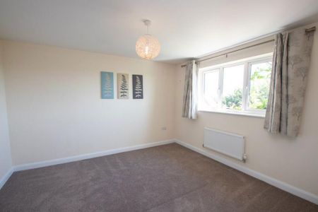 4 bedroom house to rent - Photo 2