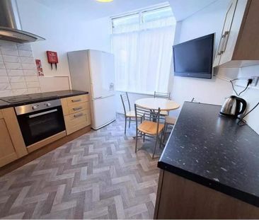 1 bedroom bedsit to rent - Photo 5